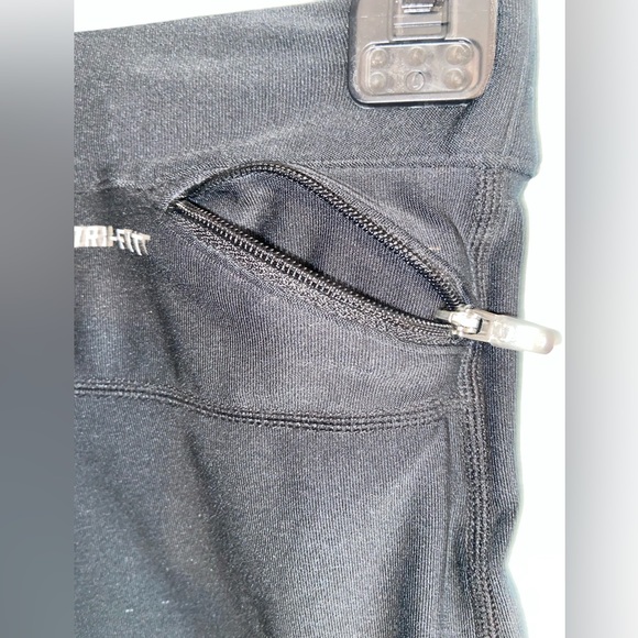 XS black polka dot leggings - Picture 4 of 4